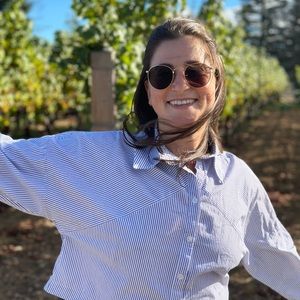 Meet your Posher, Liza